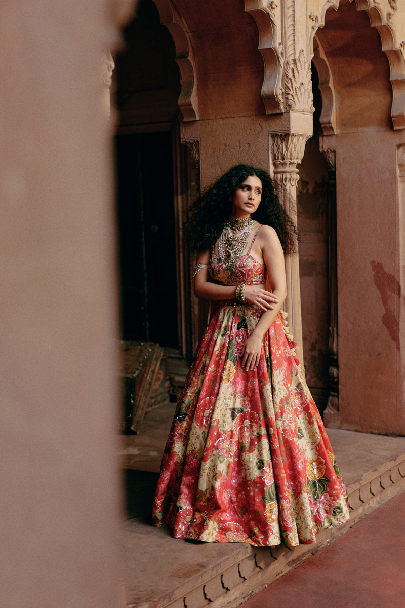 PH-2483 
Lehenga 
Blouse 
Dupatta Set by Paulmi & Harsh for women in Singapore