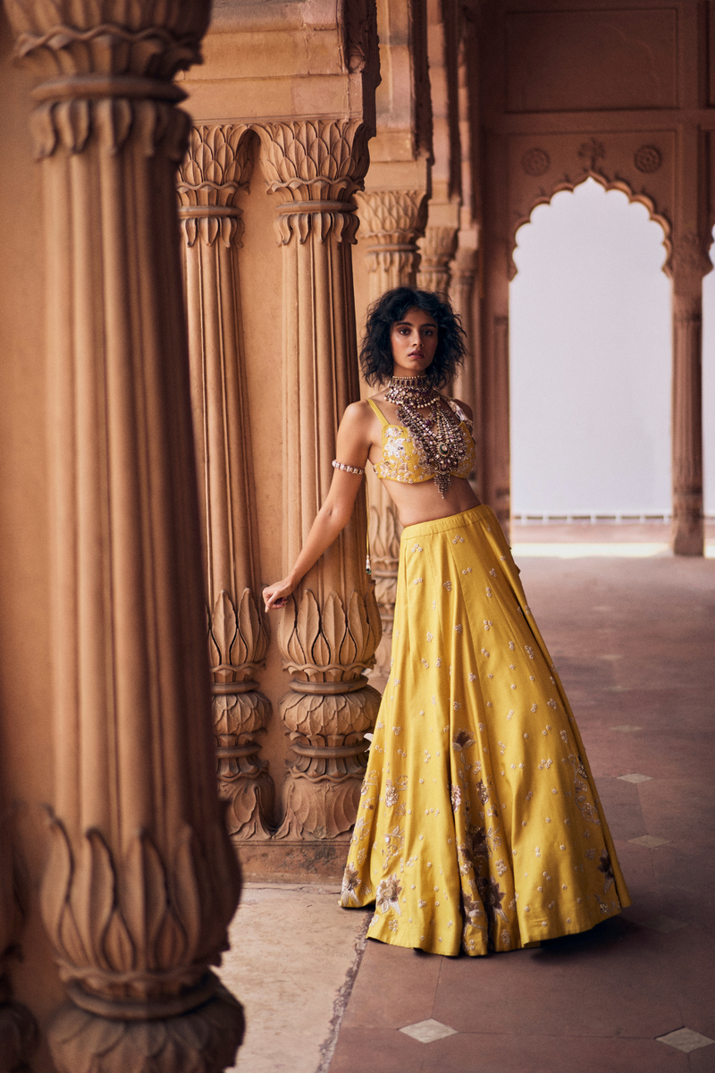 PH-2467 
Lehenga 
Blouse 
Dupatta Set by Paulmi & Harsh for women in Singapore