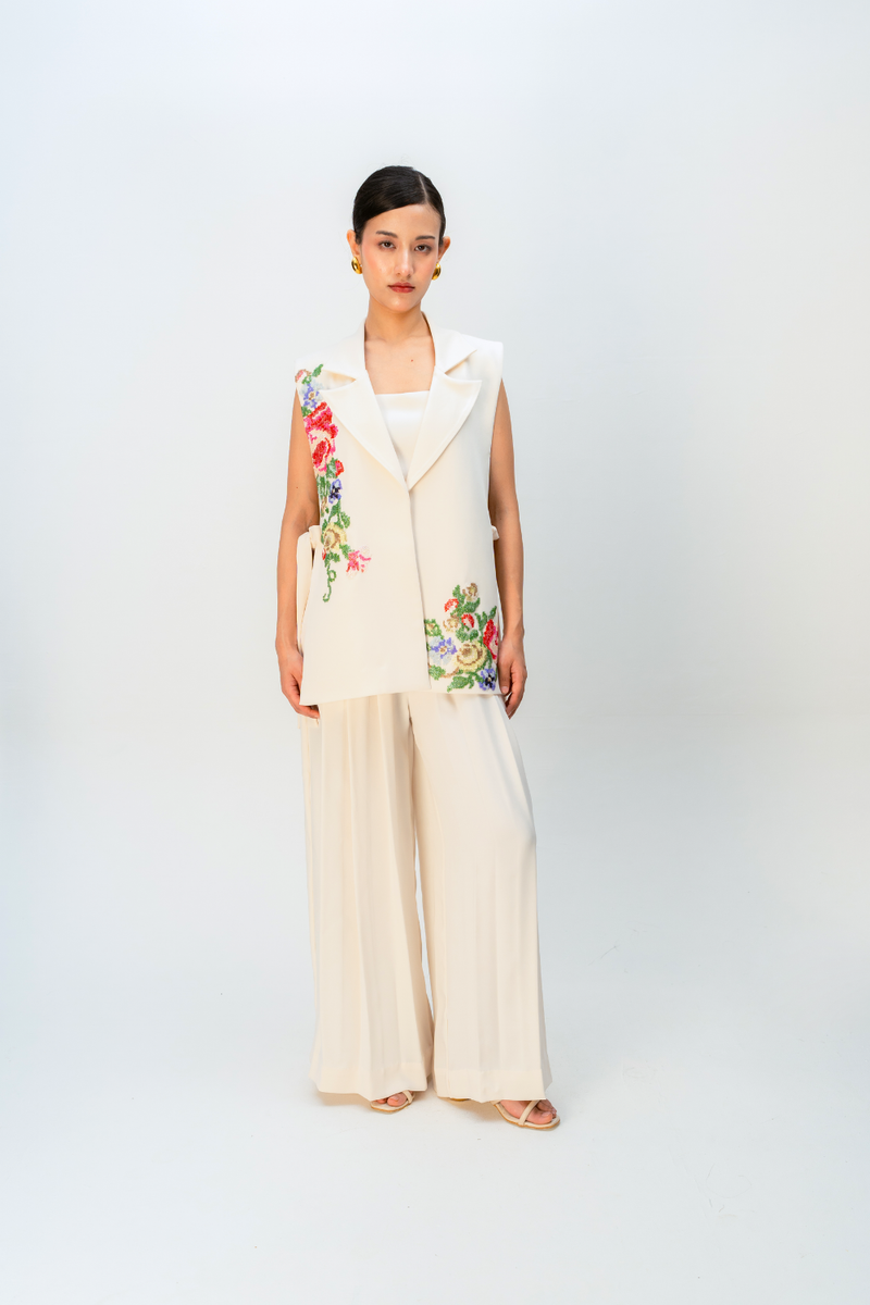 MISTY CLOVER JACKET crepe jacket/overlay by Ode to Odd in off white for women in Singapore