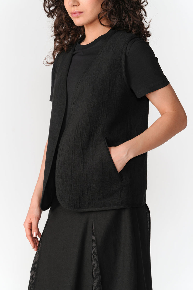 Duo Vest jacket/overlay by Turn Black in black for women in Singapore