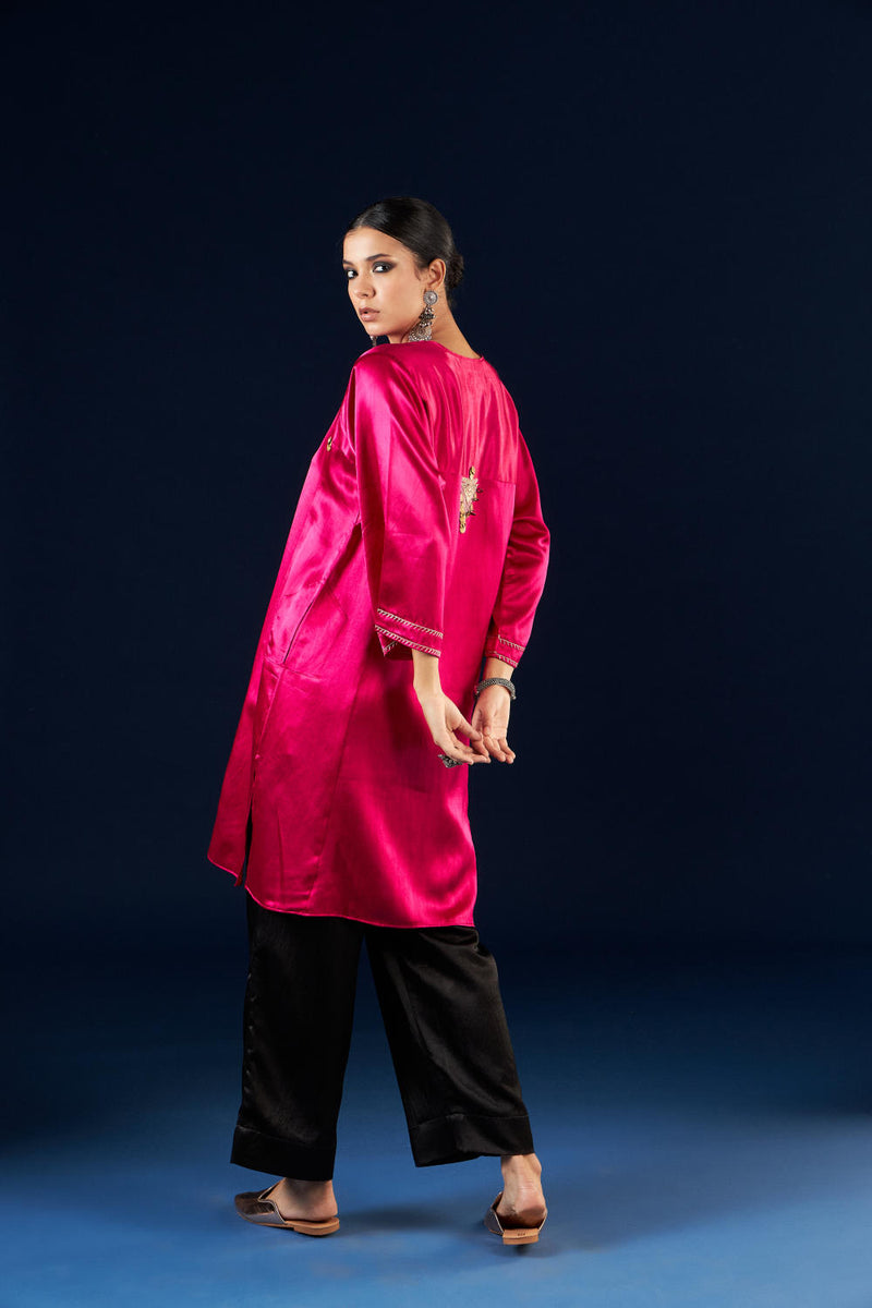 Kalidaar Kurta Set - Magenta Pink & Coal Black silk by Aavidi in pink color for women in Singapore