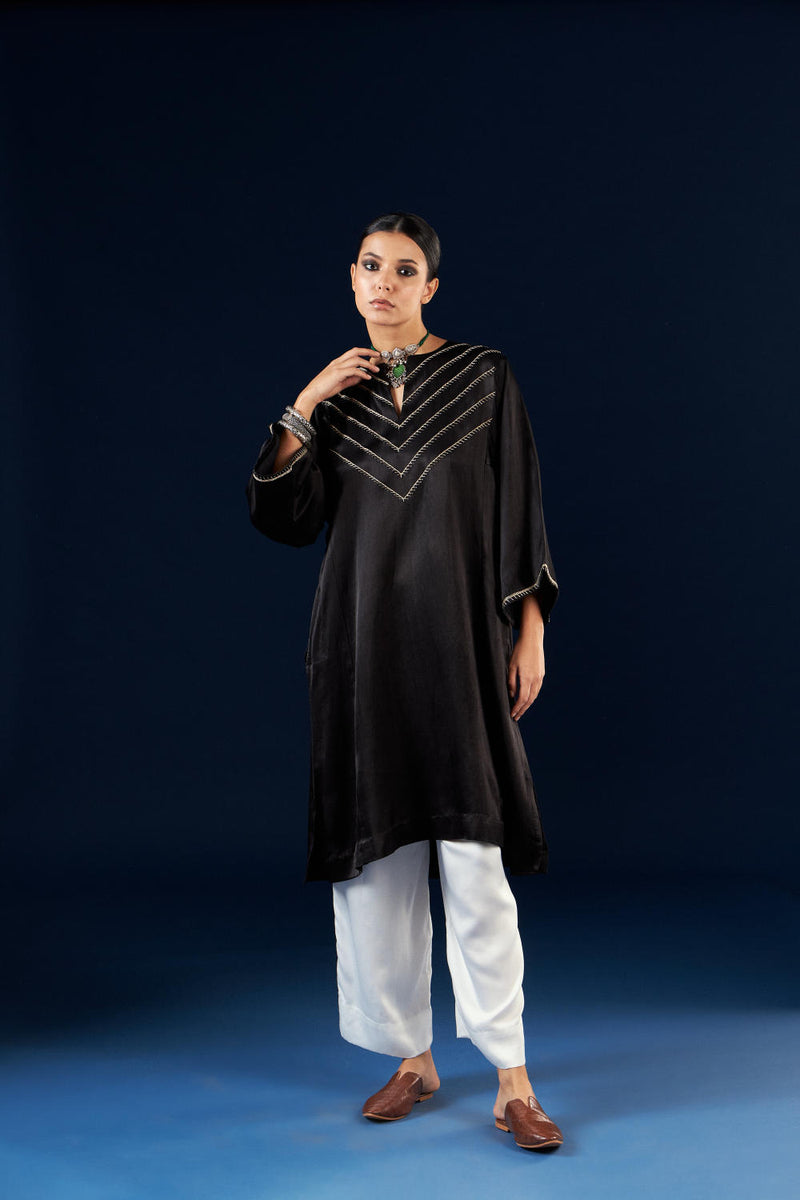 Kalidaar Kurta Set - Coal Black & Off white silk by Aavidi in black color for women in Singapore