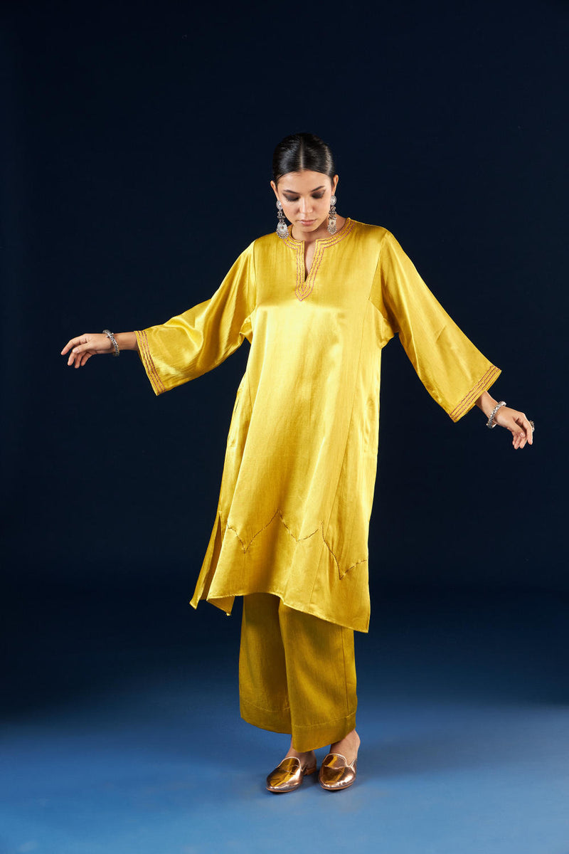 Kalidaar Kurta Set - Gold Yellow FC-2311 silk by Aavidi in yellow color for women in Singapore