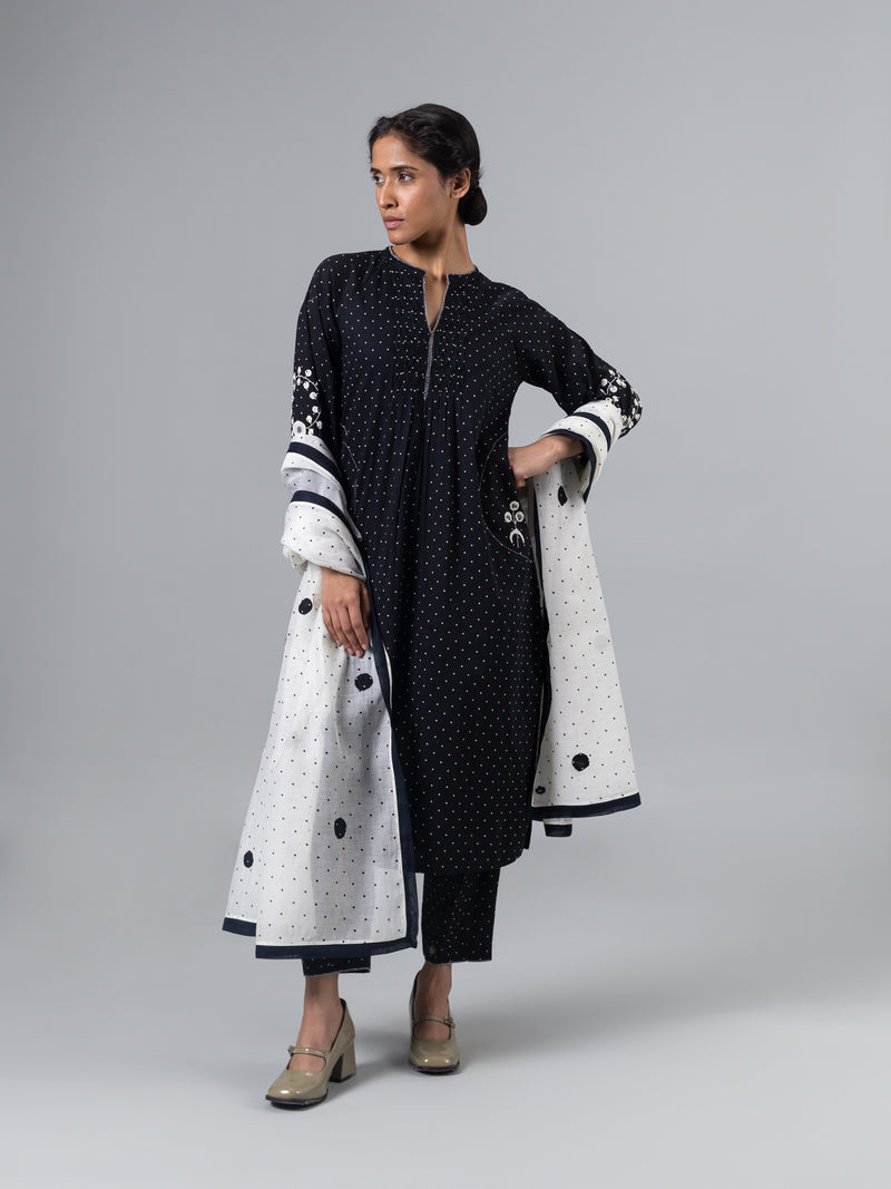 Mongi Dupatta-Natural Black