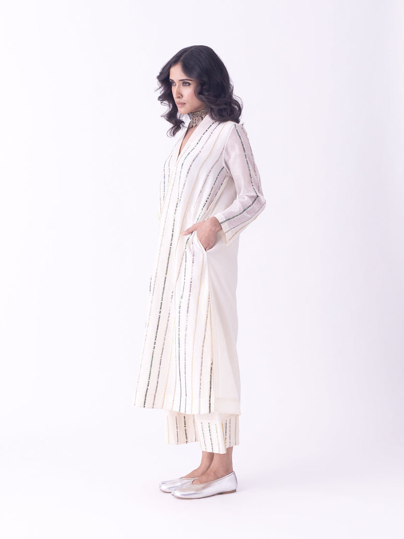 Gulra-Kurta chanderi kurta/kurta set by Shades of India in beige for women in Singapore