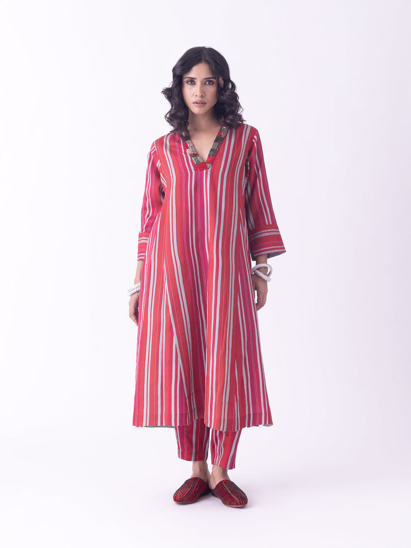 Tantu-Kurta silk blend kurta/kurta set by Shades of India in red for women in Singapore