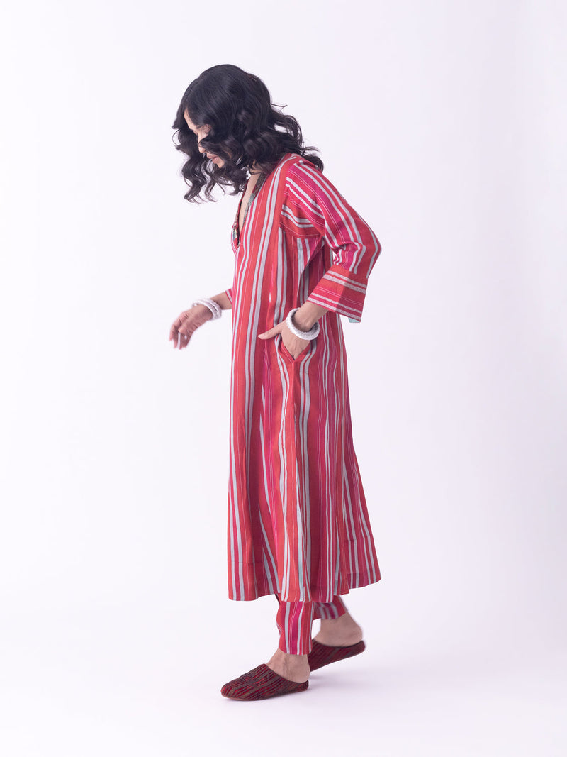 Tantu-Kurta silk blend kurta/kurta set by Shades of India in red for women in Singapore