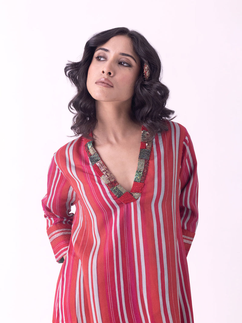Tantu-Kurta silk blend kurta/kurta set by Shades of India in red for women in Singapore