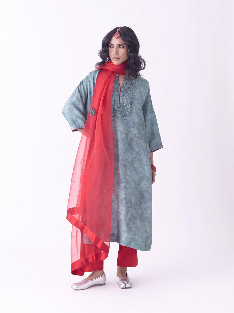 Zari-Dupatta silk organza dupatta by Shades of India in red for women in Singapore