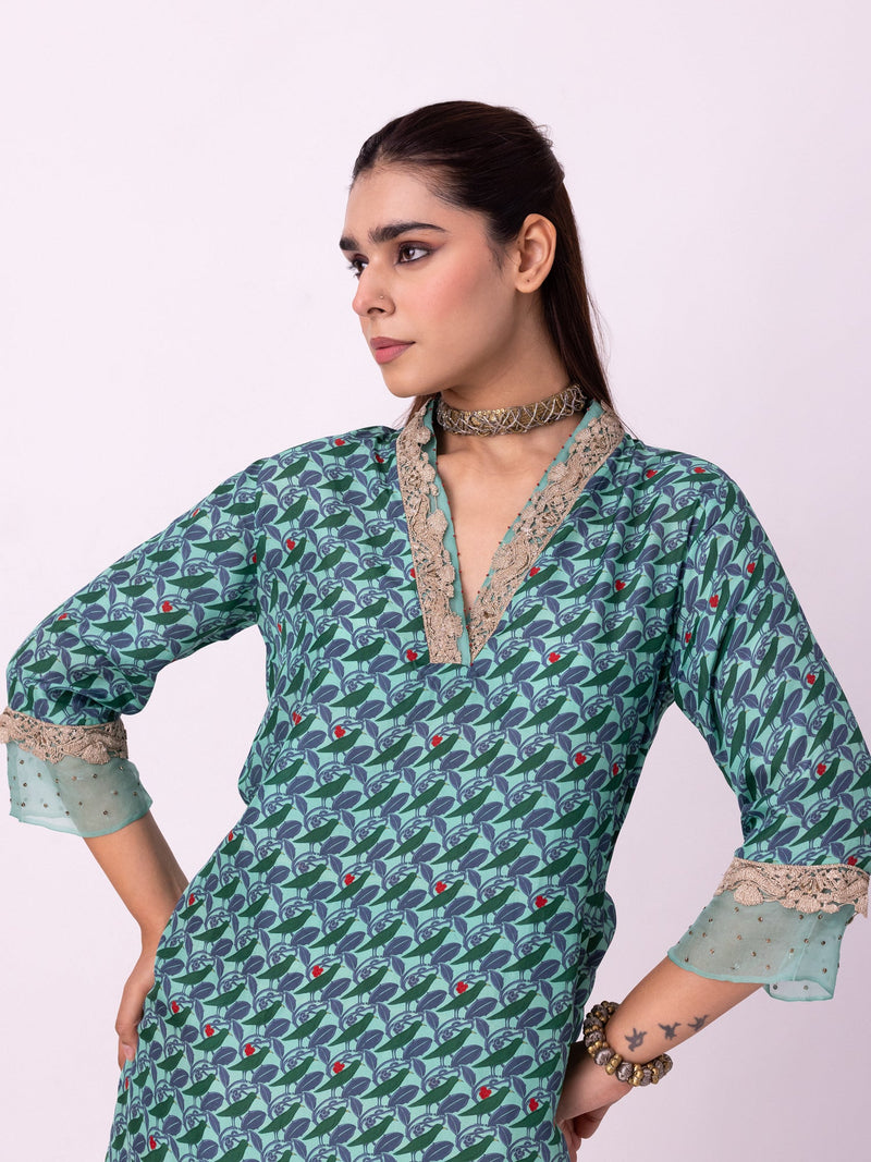 Karunya Kurta silk kurta/kurta set by Shades of India in turqouise/red for women in Singapore