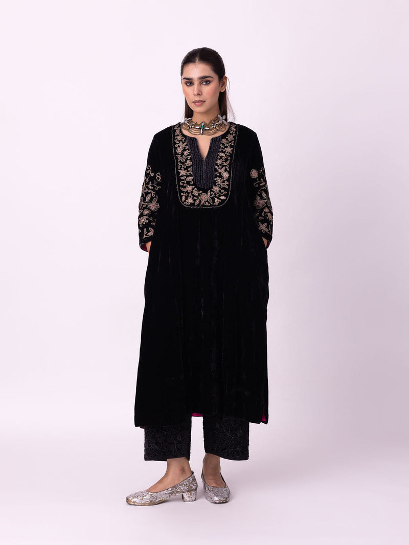 Vireh Kurta silk velvet kurta/kurta set by Shades of India in black for women in Singapore