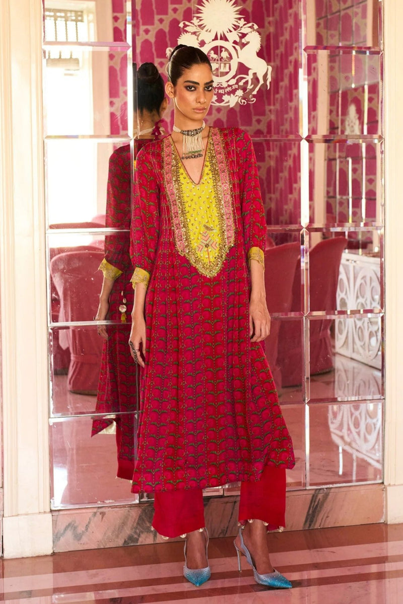 Retro Raani Red Silk Yoke Kurta Set by Rajiramniq for women in Singapore