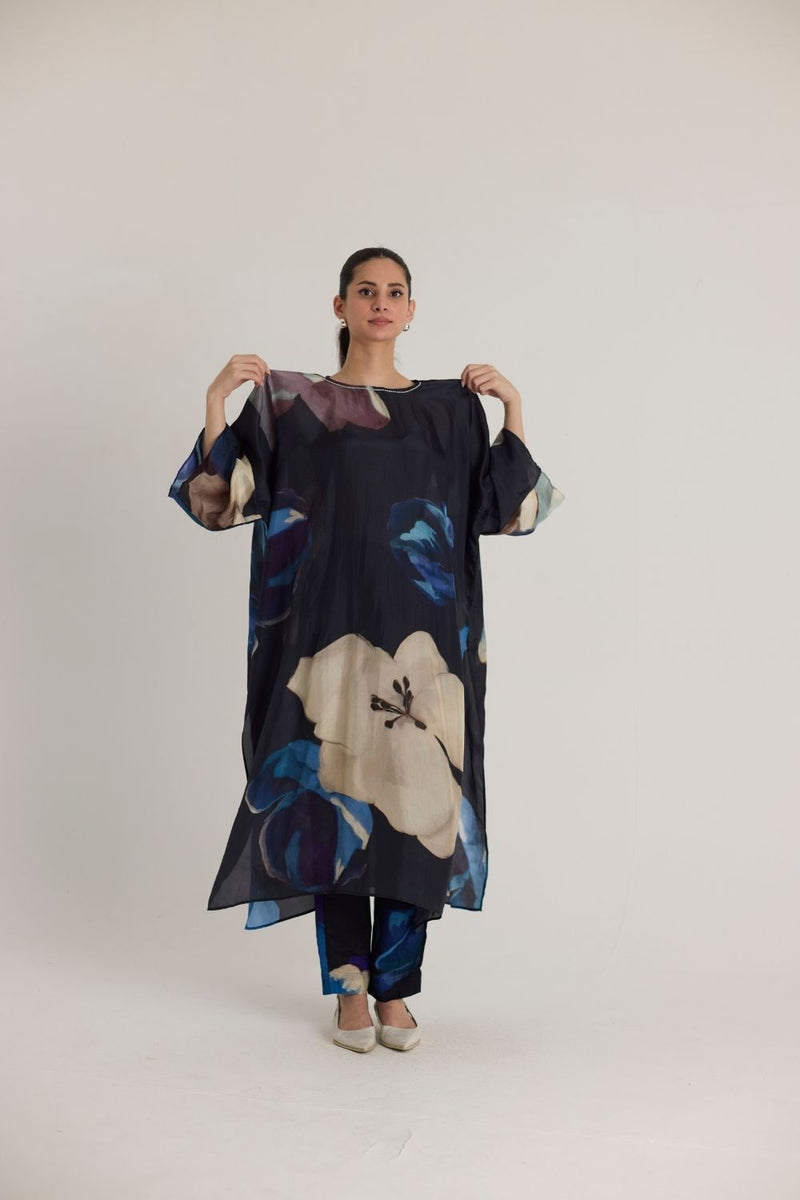 ROCCO SILK KAFTAN SET silk by Yam in black color for women in Singapore
