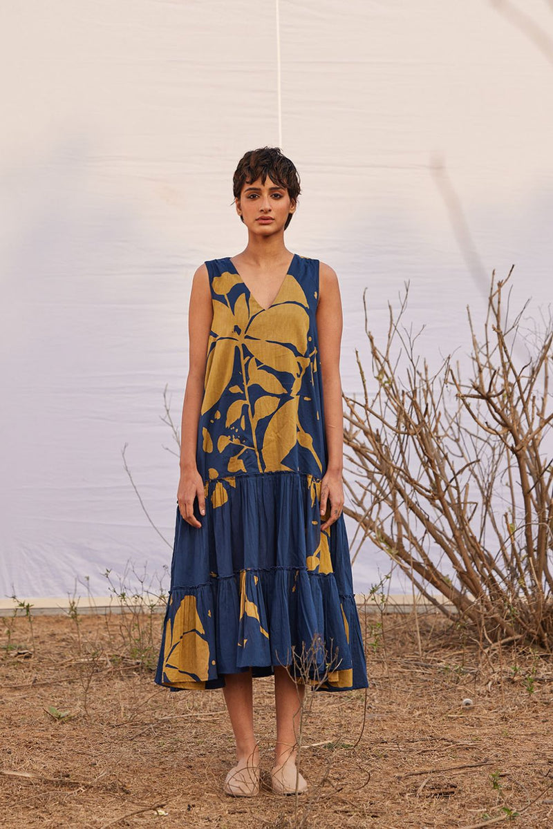 Sharbat cotton by Khara Kapas in blue for women in Singapore