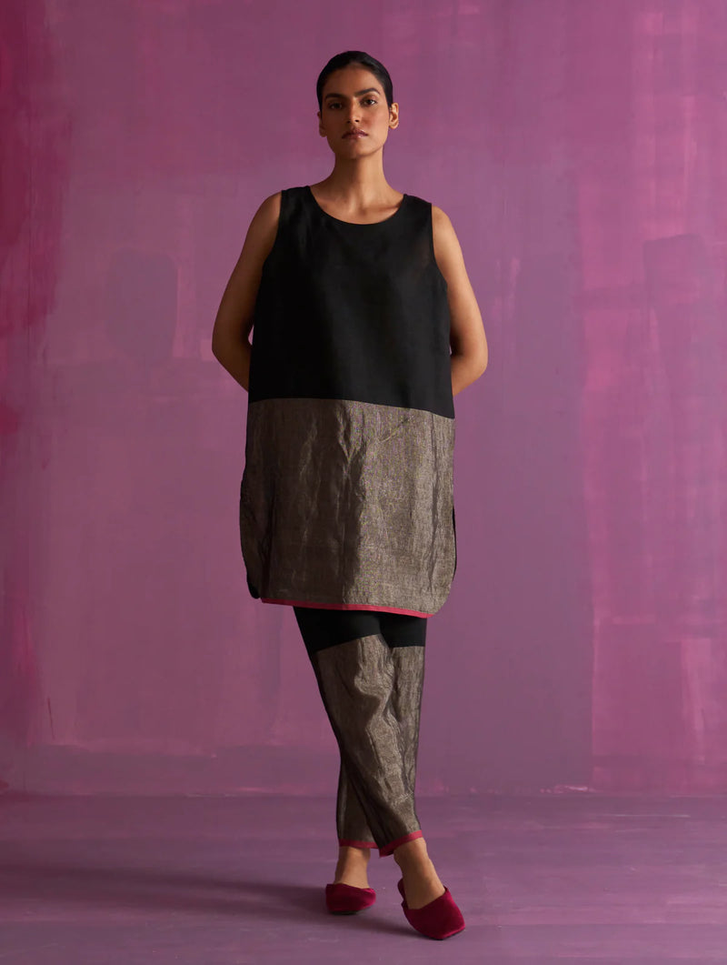 Keri Sleeveless Linen Kurta - Black linen by Manan in black color for women in Singapore
