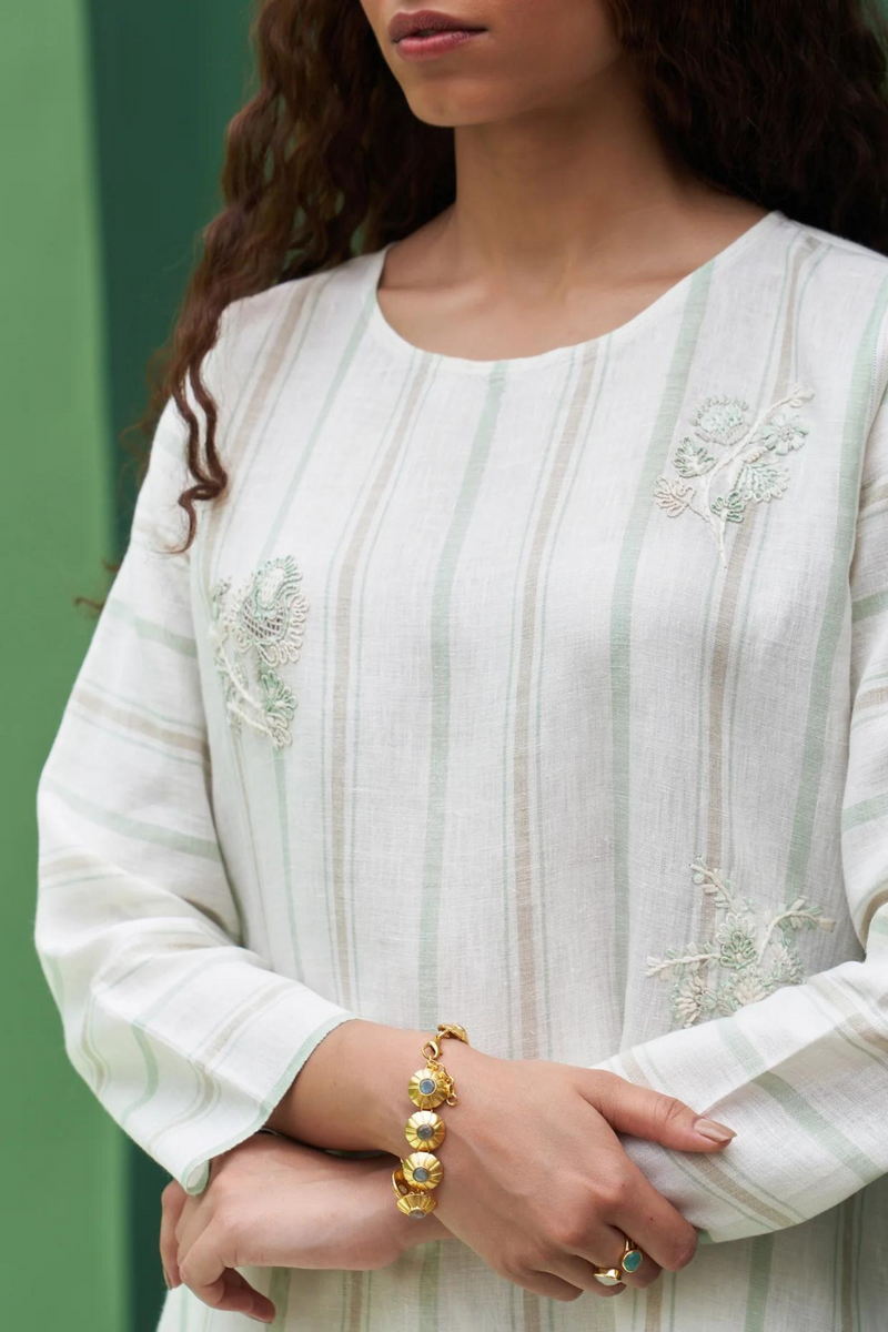 Eiko Striped Linen Kurta
- Mint linen by Manan in mint color for women in Singapore