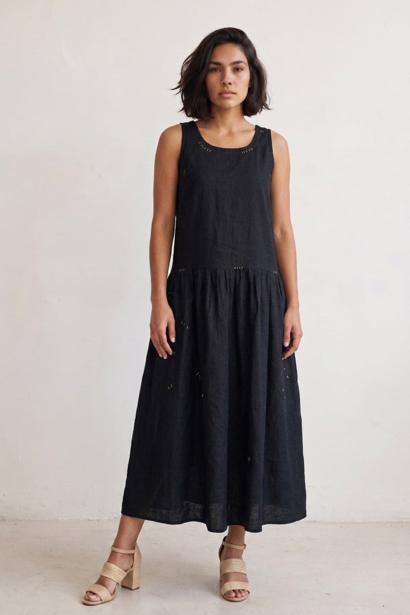 Susan Noir Dress hemploop, lyocell dress by Doodlage in black for women in Singapore