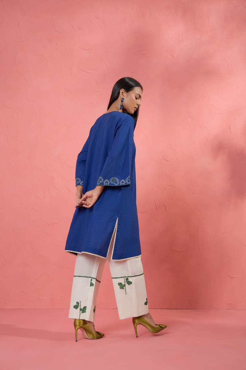 Fi Rose Set 2 cotton cambric light kurta set by AAVIDI in multicolor for women in Singapore