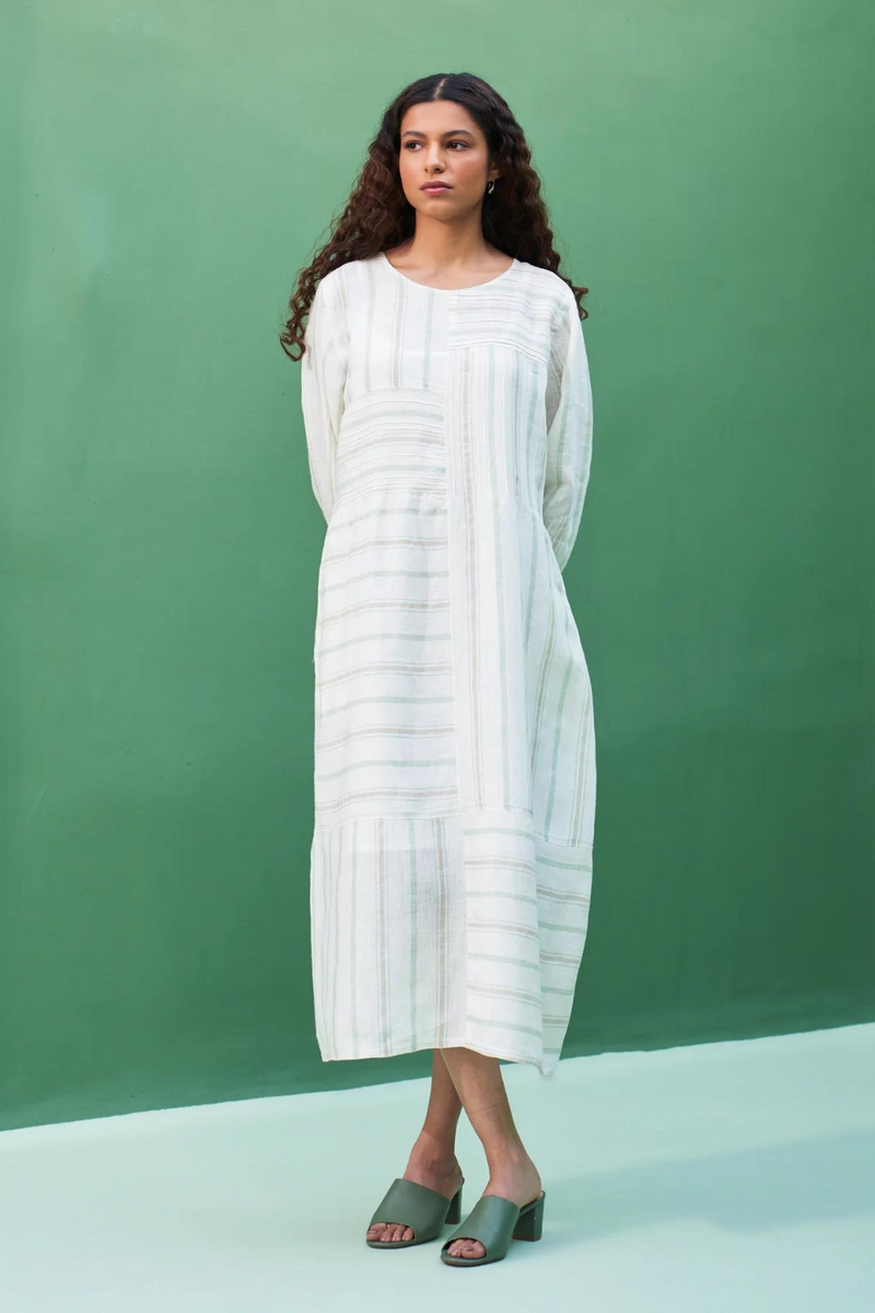 Kwan Striped Linen Dress
- Mint linen by Manan in mint color for women in Singapore