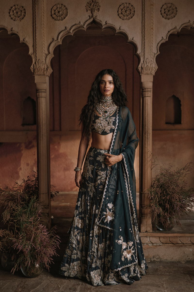 PH-2490 
Lehenga 
Blouse 
Dupatta Set by Paulmi & Harsh for women in Singapore