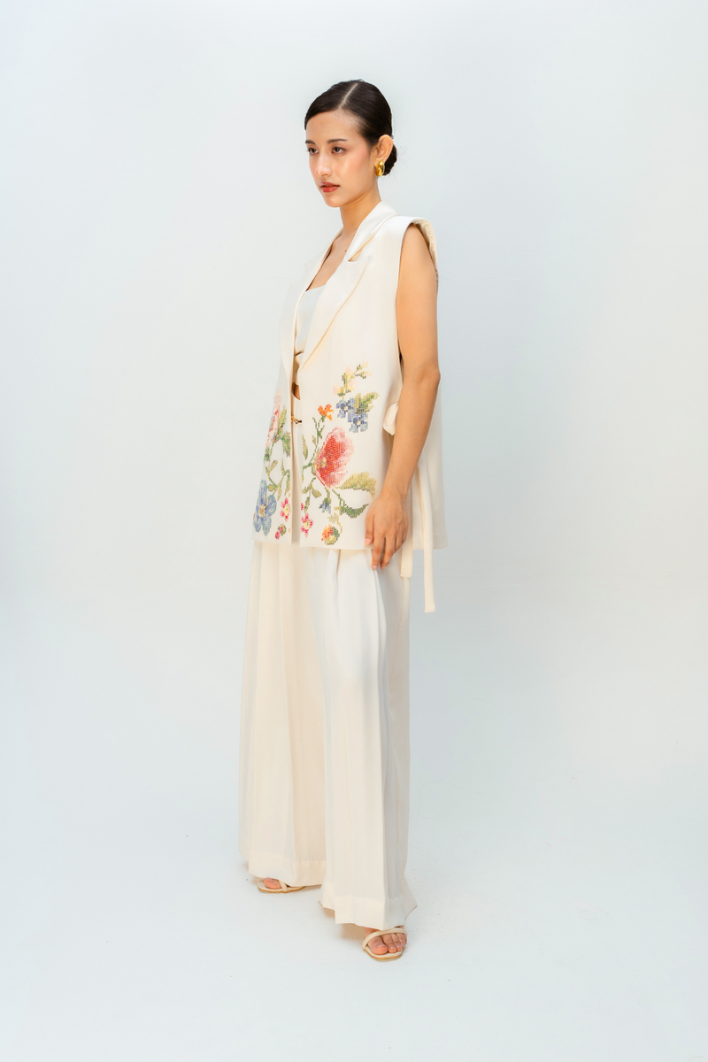 LIVING PETAL JACKET crepe jacket/overlay by Ode to Odd in off white for women in Singapore