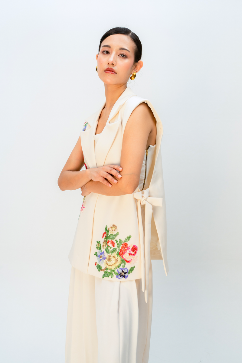 MISTY CLOVER JACKET crepe jacket/overlay by Ode to Odd in off white for women in Singapore