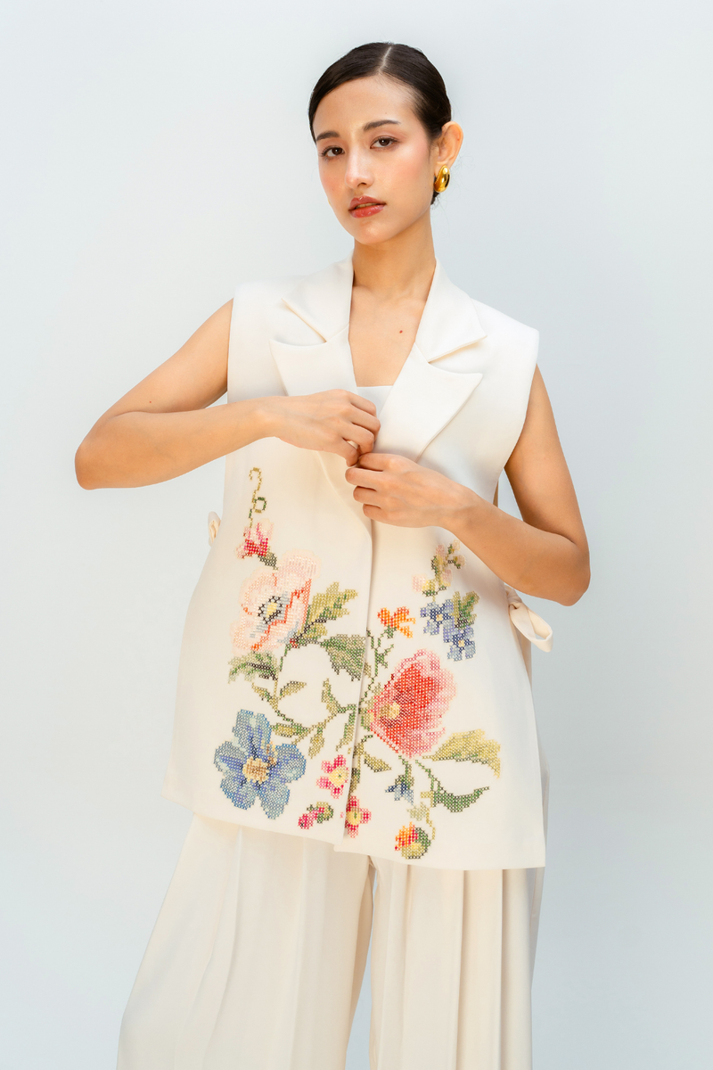 LIVING PETAL JACKET crepe jacket/overlay by Ode to Odd in off white for women in Singapore