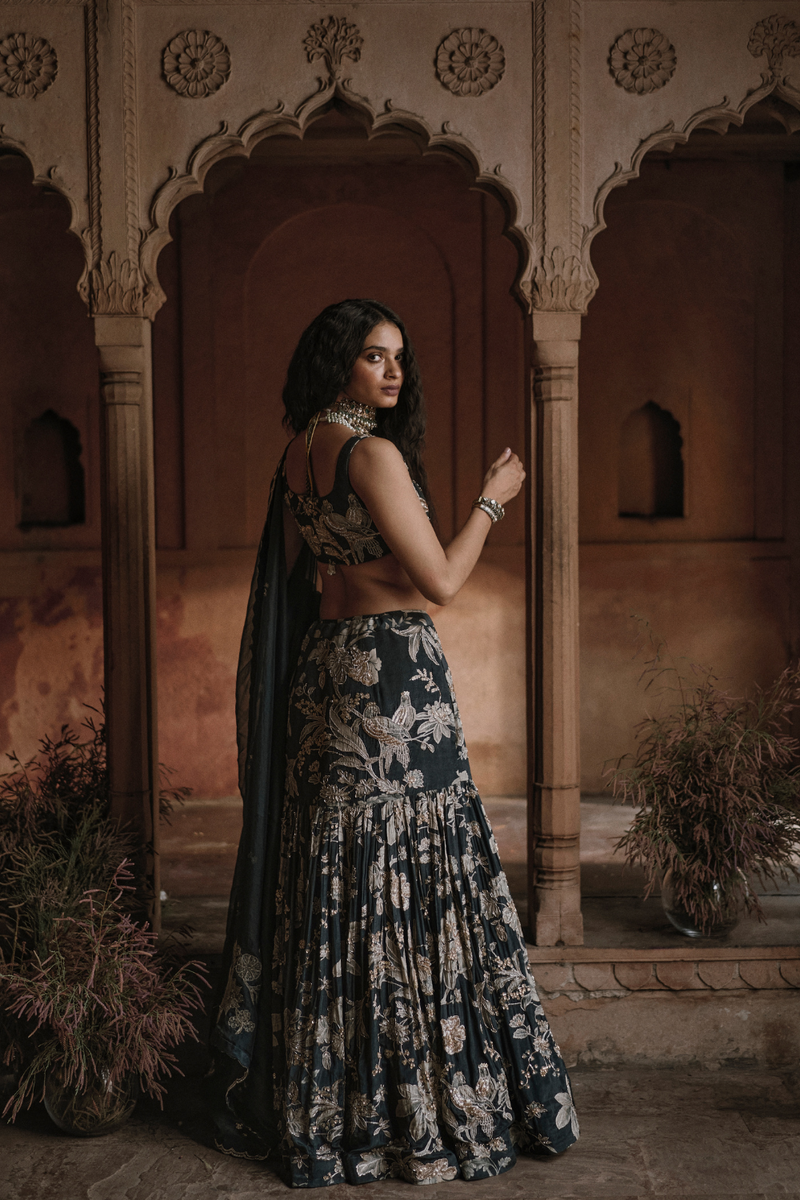 PH-2490 
Lehenga 
Blouse 
Dupatta Set by Paulmi & Harsh for women in Singapore