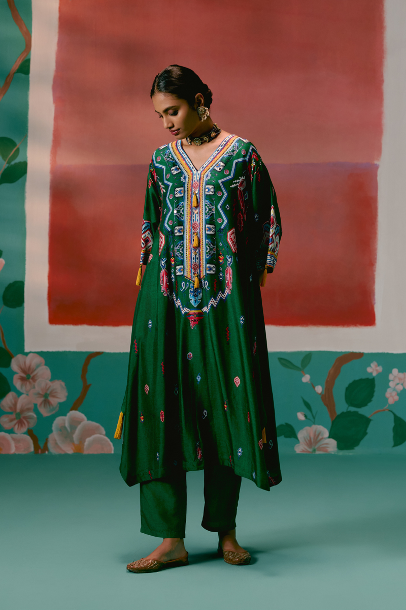 Emerald Aztec Kaftan Set Buy Emerald Aztec Kaftan Set from C&W | Co-Ord Sets for Women by Label Mogra in green color for women in Singapore