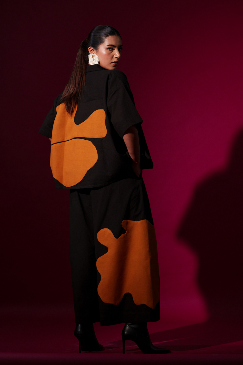 Gunpowder Shirt-Black + Rust Orange-Size XS