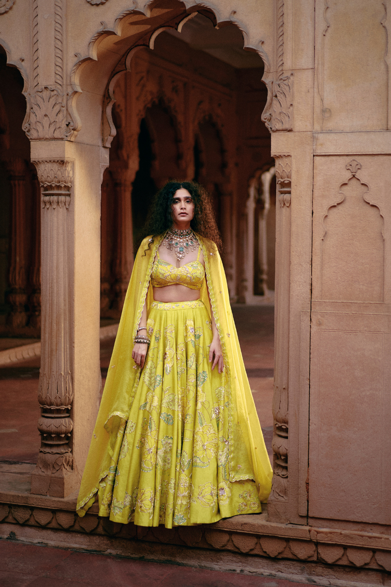 PH-2472 
Lehenga 
Blouse 
Dupatta Set by Paulmi & Harsh for women in Singapore