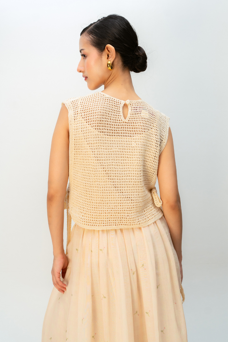 ROSY PAUSE BIB cotton jacket/overlay by Ode to Odd in off white for women in Singapore