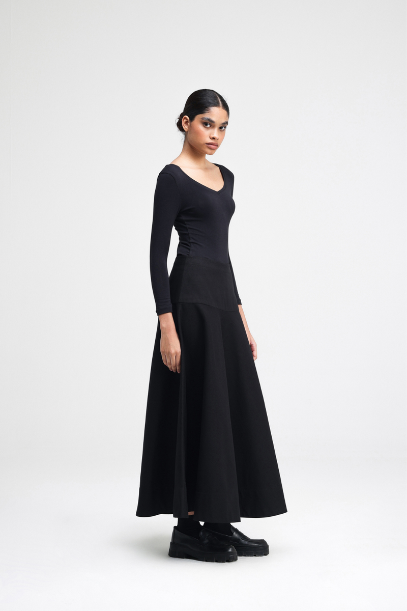 Sho Skirt cotton by Turn Black in black color for women in Singapore