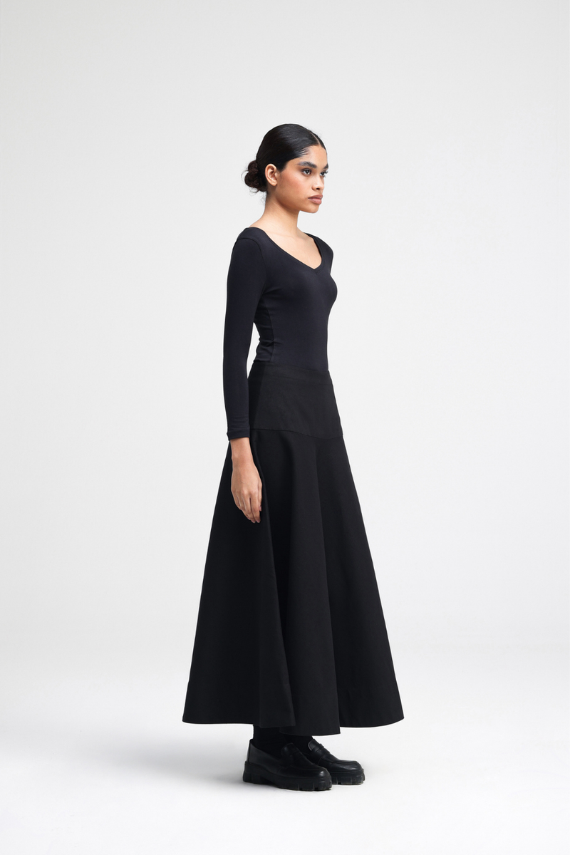 Sho Skirt cotton by Turn Black in black color for women in Singapore