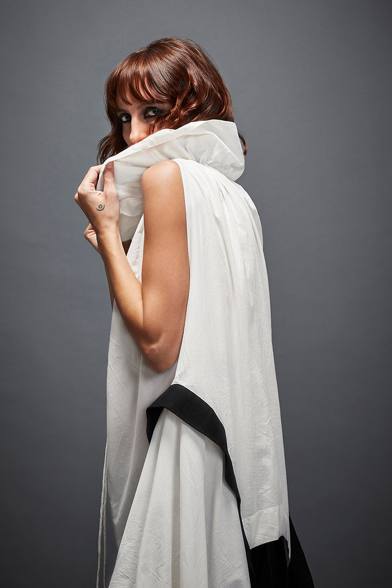 VENUS TOP cotton by Chola in white color for women in Singapore