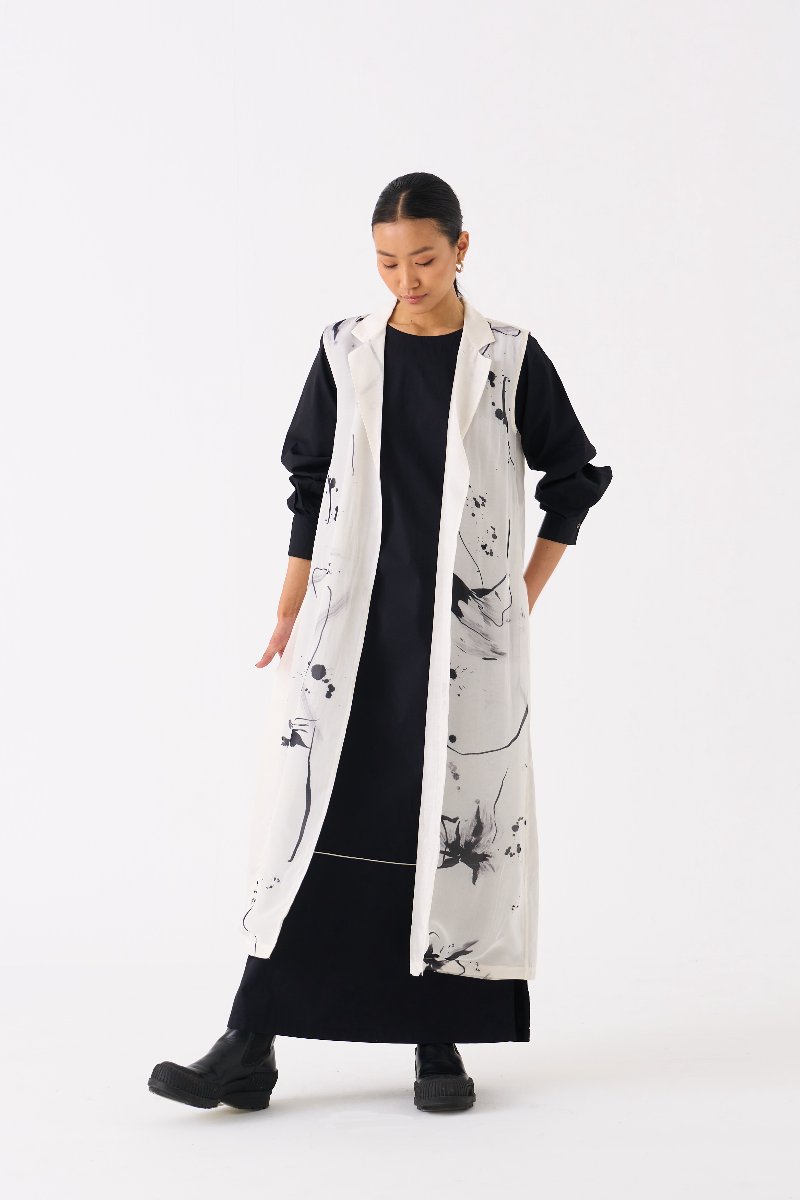 SLEEVELESS BACK PLEAT OVERLAY-BLACK FLORAL organza by THREE in black color for women in Singapore