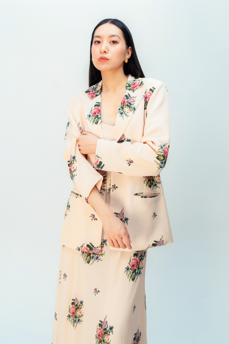 AMBER GLEAM JACKET crepe jacket/overlay by Ode to Odd in blush pink for women in Singapore