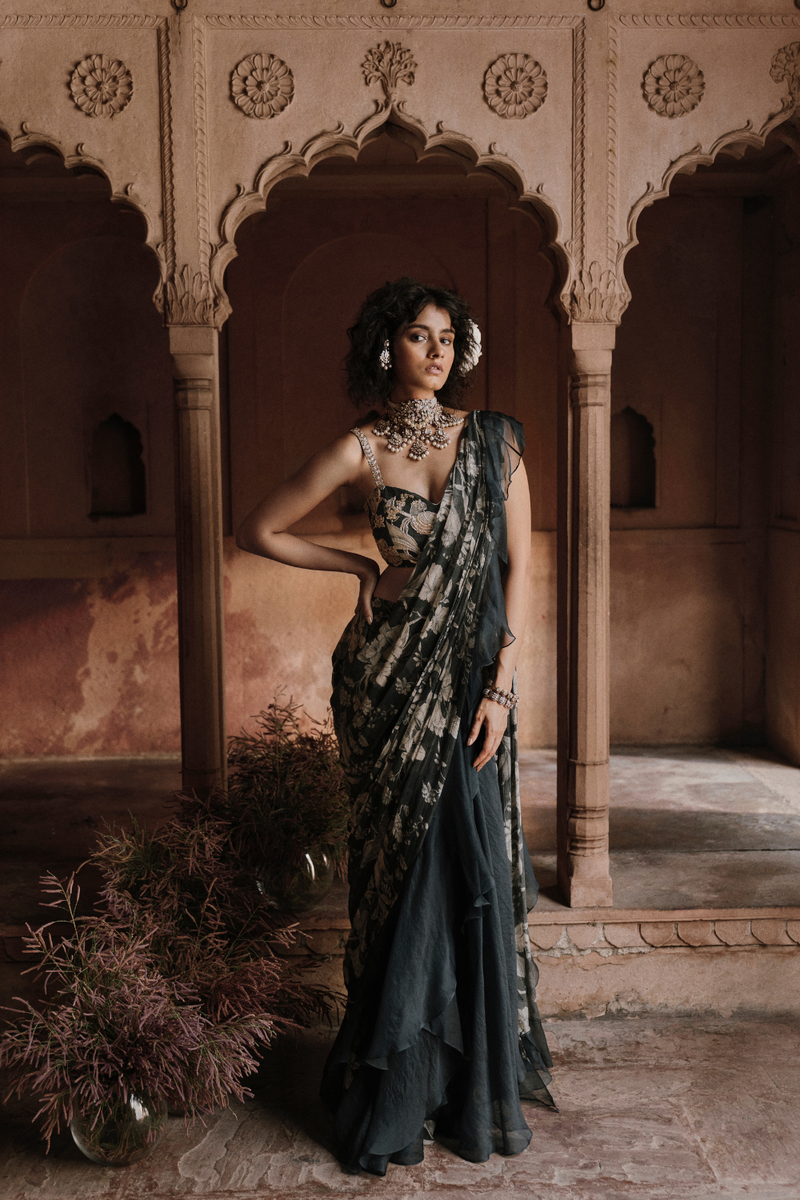 PH-2489 
Saree 
Blouse 
Jacket Set by Paulmi & Harsh for women in Singapore