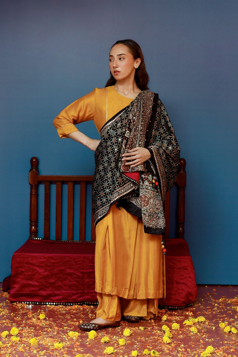 Dushala Black Ajrakh Reversible Wrap