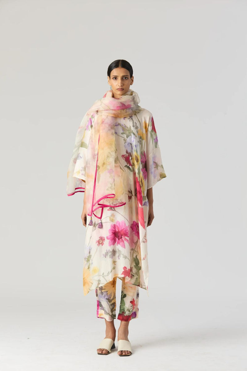 MARIA DUPATTA organza by Yam in white color for women in Singapore