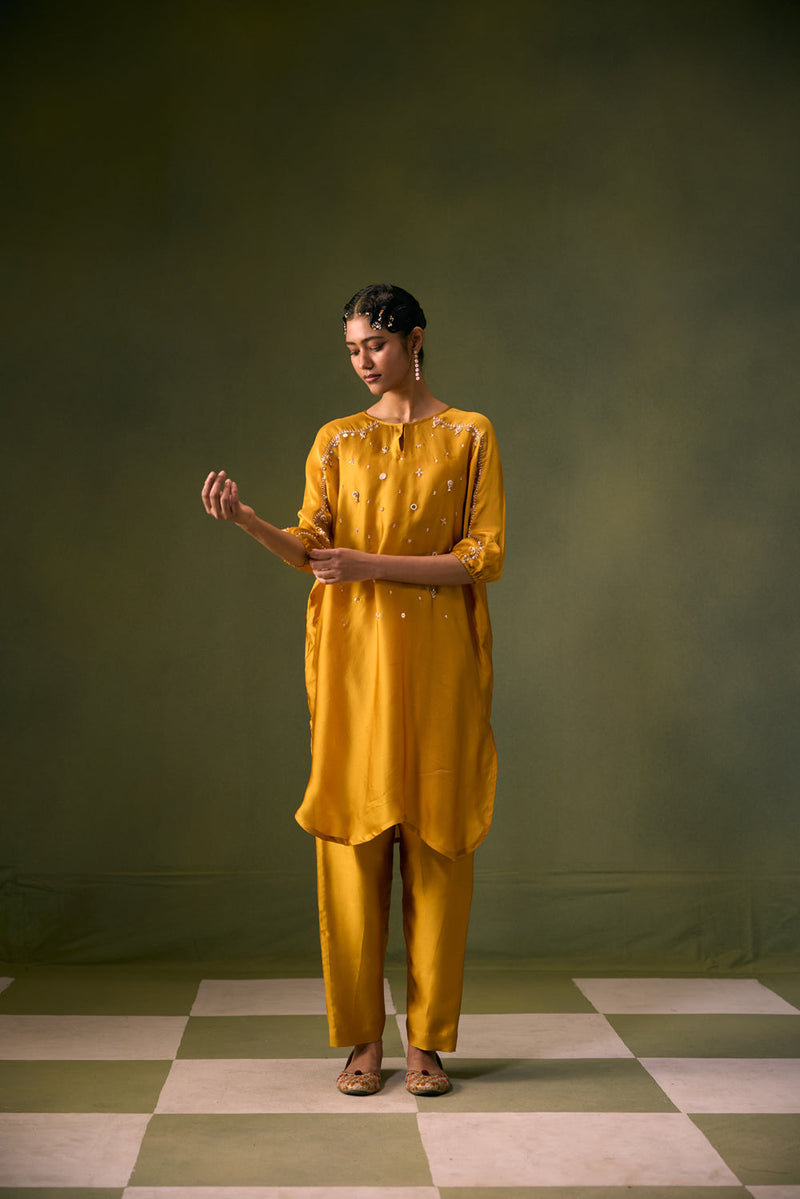 Acove Antifit Kurta Set vegan satin, organza satin kurta/kurta set by PRAHNAAYA in musturd yellow for women in Singapore