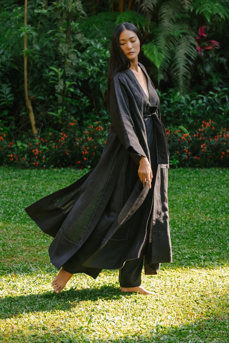 SUI UNISEX HAORI COAT linen Buy SUI UNISEX HAORI COAT from C&W | Jackets And Overlays for Women by Ituvana in black color for women in Singapore