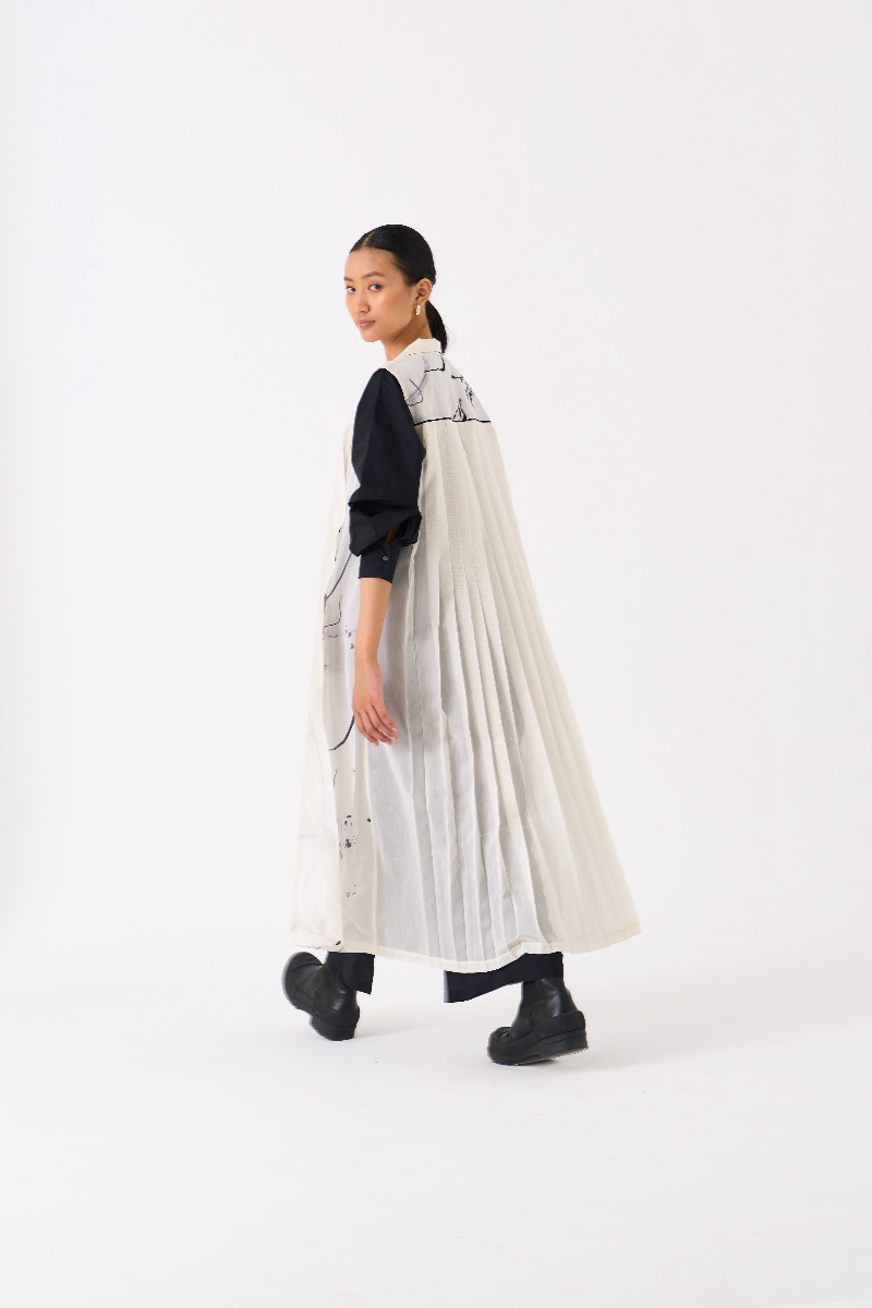 SLEEVELESS BACK PLEAT OVERLAY-BLACK FLORAL organza by THREE in black color for women in Singapore