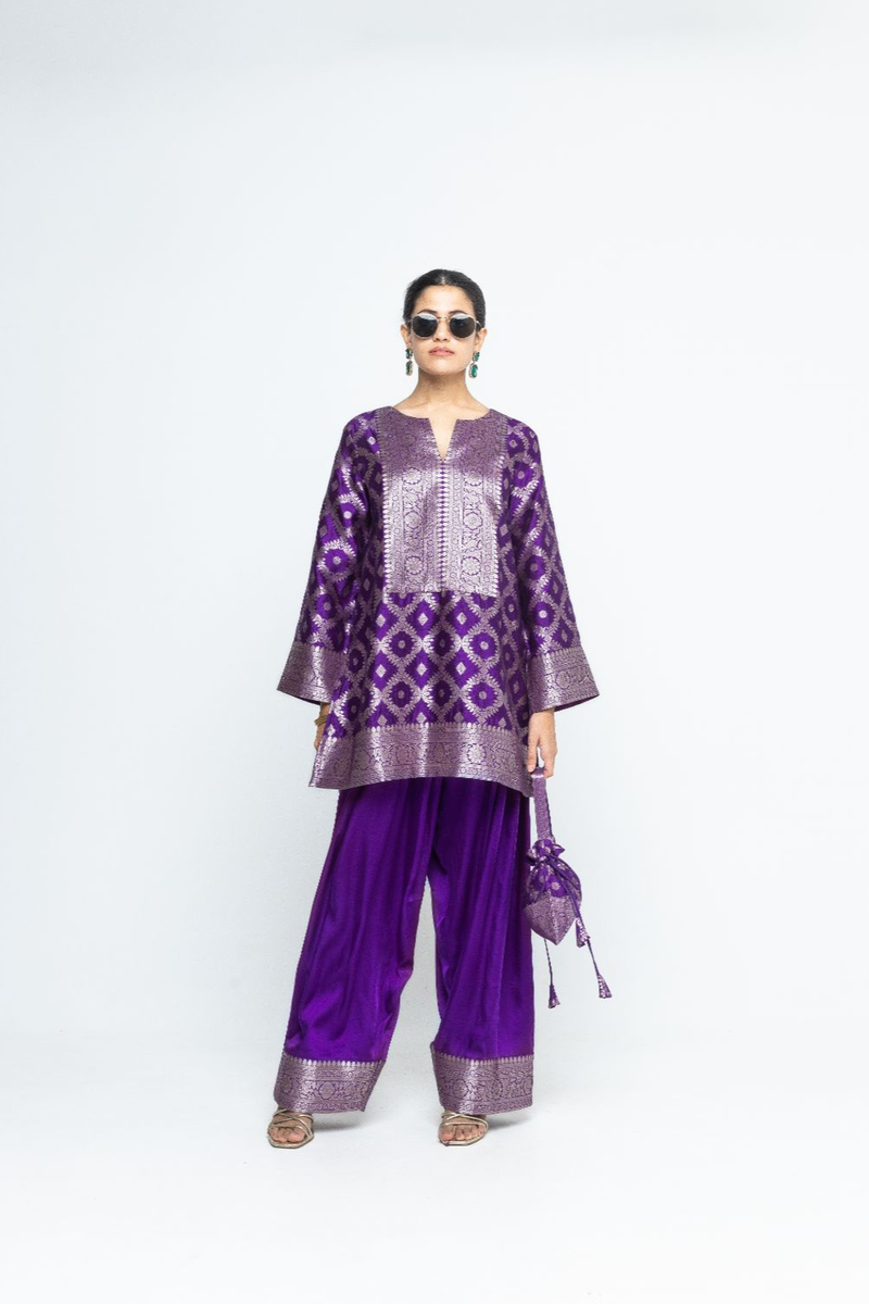 Seerat - Brocade Jaal Silk Kurta with Farshi set - Purple