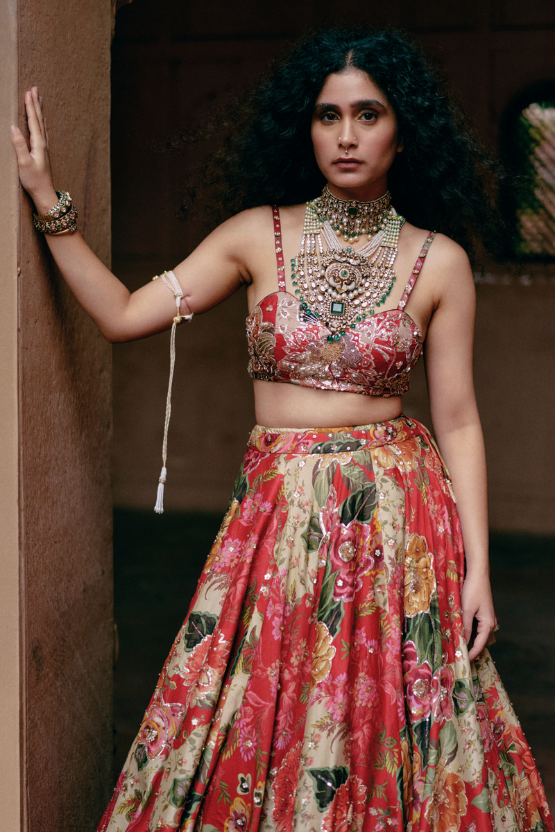 PH-2483 
Lehenga 
Blouse 
Dupatta Set by Paulmi & Harsh for women in Singapore
