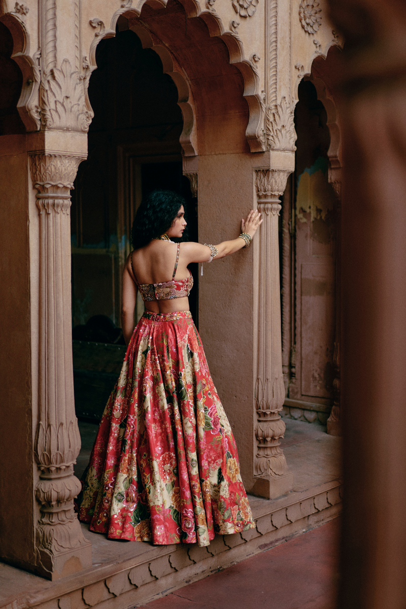 PH-2483 
Lehenga 
Blouse 
Dupatta Set by Paulmi & Harsh for women in Singapore
