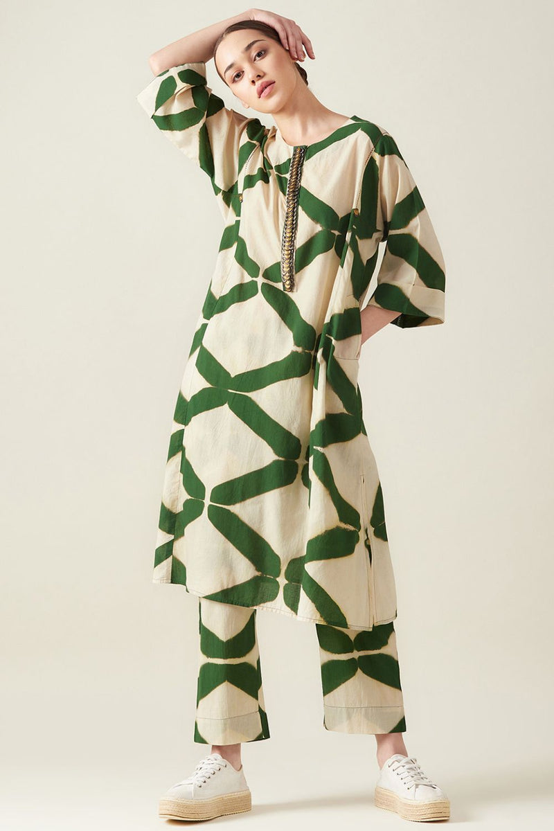Green Clamp Dye Embroidered Co ord set cotton Light Kurta Sets by Aavidi for women in Singapore