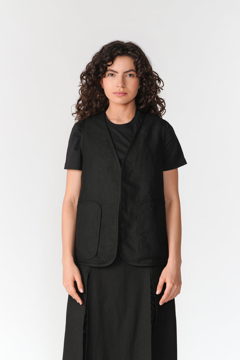 Duo Vest jacket/overlay by Turn Black in black for women in Singapore