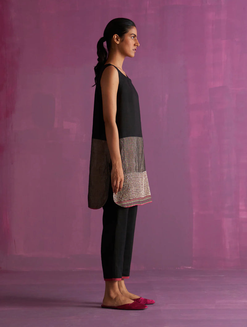 Irum Hand-Embroidered Sleeveless Kurta - Black linen by Manan in black color for women in Singapore