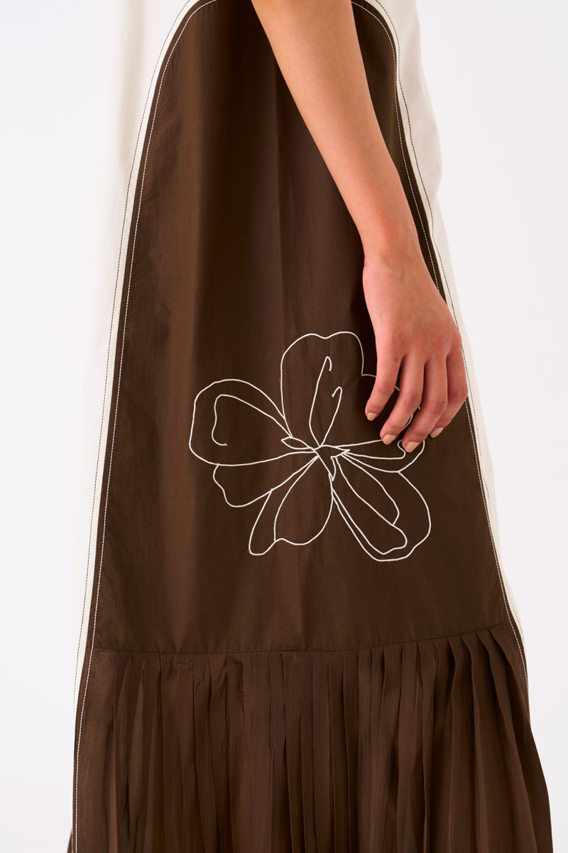 SIDE U-PLEAT DRESS-IVORY/DARK OLIVE poplin by THREE in olive color for women in Singapore